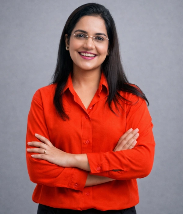 Querytics Team Member